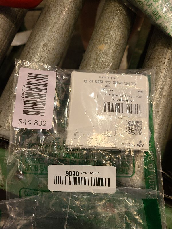 Photo 1 of ???? ???????? Magnetic Charging Cable for Apple Watch Charger,[USB C Port] Wireless Charging Cable Compatible with iWatch Series Ultra/10/9/8/7/6/SE/SE2/5/4/3/2[3.3FT]-White