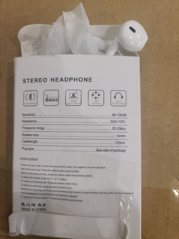 Photo 1 of 2 Pack USB C Headphones for iPhone 15, USB Type C Earbuds Wired in-Ear Earphones with Mic & Volume Control Compatible for iPhone 16 16 Pro Max,15 Pro/Pro Max, iPad Pro,Samsung Galaxy S25 USBC Device