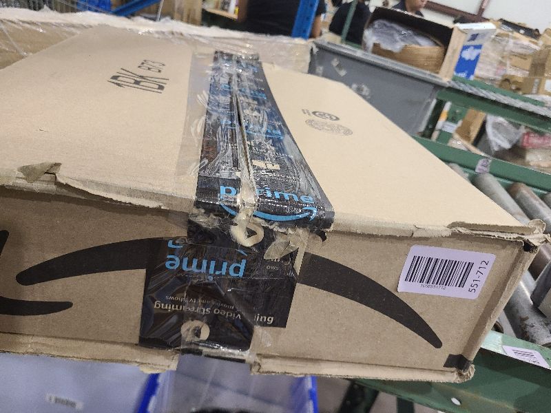 Photo 1 of 15.6-inch Electronic Photo Frame Large Digital Photo Frame - Smart Photo Display Wall Mountable, 32GB, FHD 1080P IPS Touch Screen, Send Photos Videos Via App, Email, Best Gifts Choice for Mom and Dad