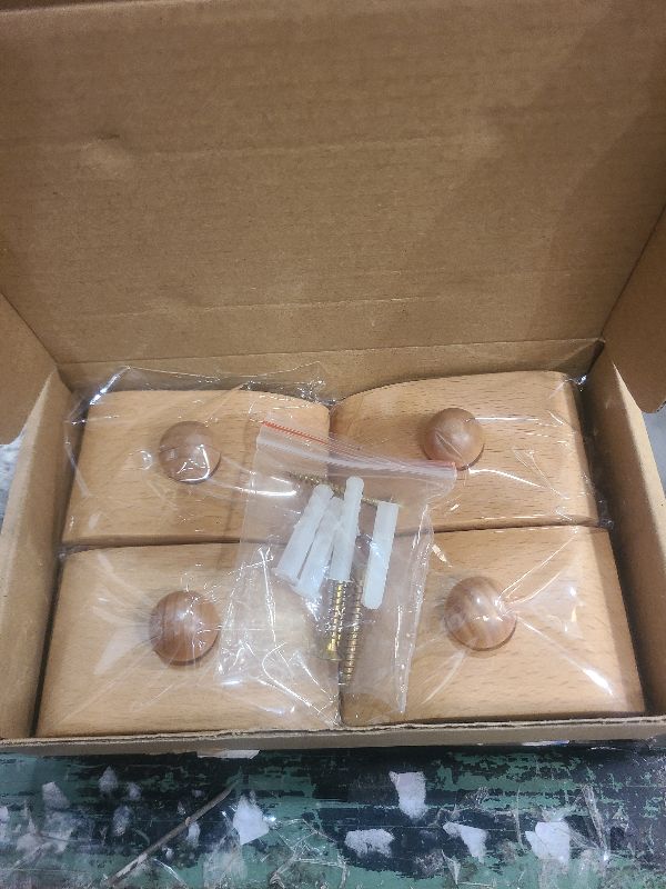 Photo 1 of 4 Large Quilt Hangers for Wall for Display, Wooden Rug Hangers for Wall Hangings, Decorate with Your Blanket and Tapestry Hangers (Light, 4 Large Clips with Hardware)