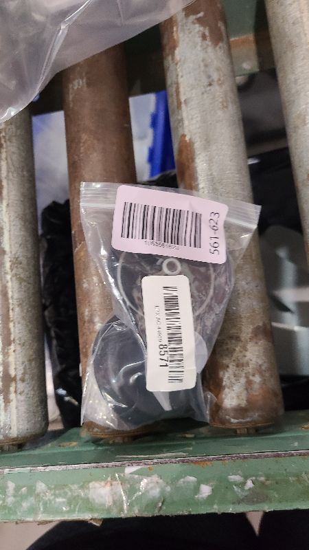 Photo 1 of 2 PCS Replacement Lid for CamelBak Podium, Lid Compatible with CamelBak Podium 24/21 oz, There is a water-locking function at the bottle cap, Leakproof, BPA-Free (Black)