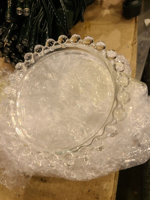 Photo 1 of 2pcs Glass Candle Plates Clear Pillar Candle Holder Plates,Transparent Round Candle Plate for Pillar Candle Modern Candle Centerpiece