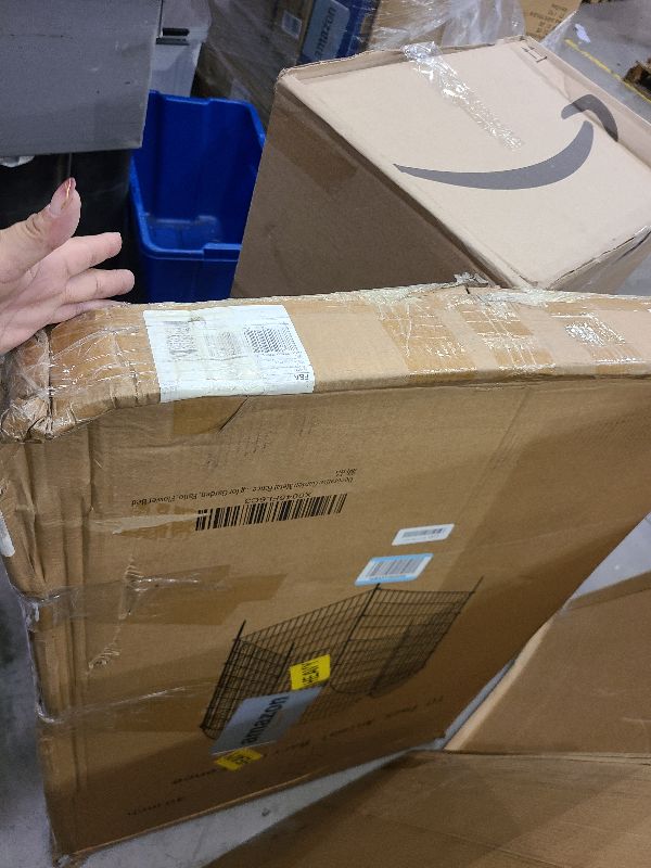 Photo 1 of 10 Panels No Dig Decorative Garden Fence - 40 in (H) x 23.6 ft (L), Dog Fence Outdoor for Yard?Rustproof Metal Animal Barrier Ground Stakes Fencing for Garden, Patio, Flower Bed