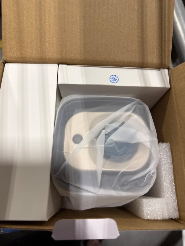 Photo 1 of ?Auto Focus&1080P?Magcubic Mini Smart Projector with 4K Support, Portable Projector with Wifi and Bluetooth, 5W Speaker, Built in Apps, Voice Control, Outdoor Movie Projector