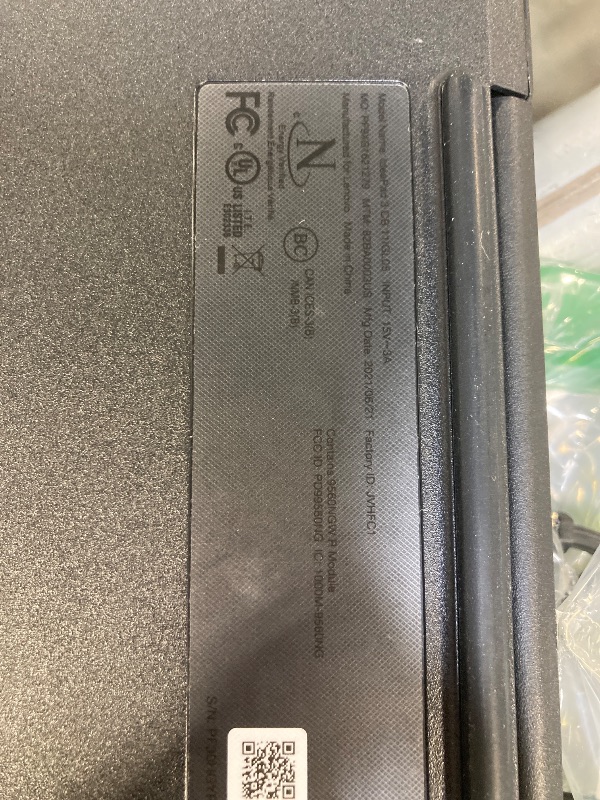 Photo 1 of Lenovo IdeaPad 3 11 Chromebook Laptop,11.6" HD Display,Intel Celeron N4020, 4GB RAM, 64GB Storage, UHD Graphics 600, Chrome OS, Onyx Black