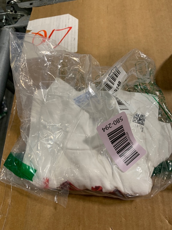 Photo 1 of @rtY Heart Painting Headphone Art Abstract Graphic Heart T-Shirt, Small, White Youth S