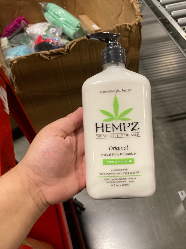 Photo 1 of ***JUST ONEBOTTLE********Hempz Original, Natural Hemp Seed Oil Body Moisturizer with Shea Butter & Ginseng, Pure Herbal Skin Lotion for Dryness, Nourishing Vegan Cream, Floral and Banana, 17 Fl Oz, 2 Pack