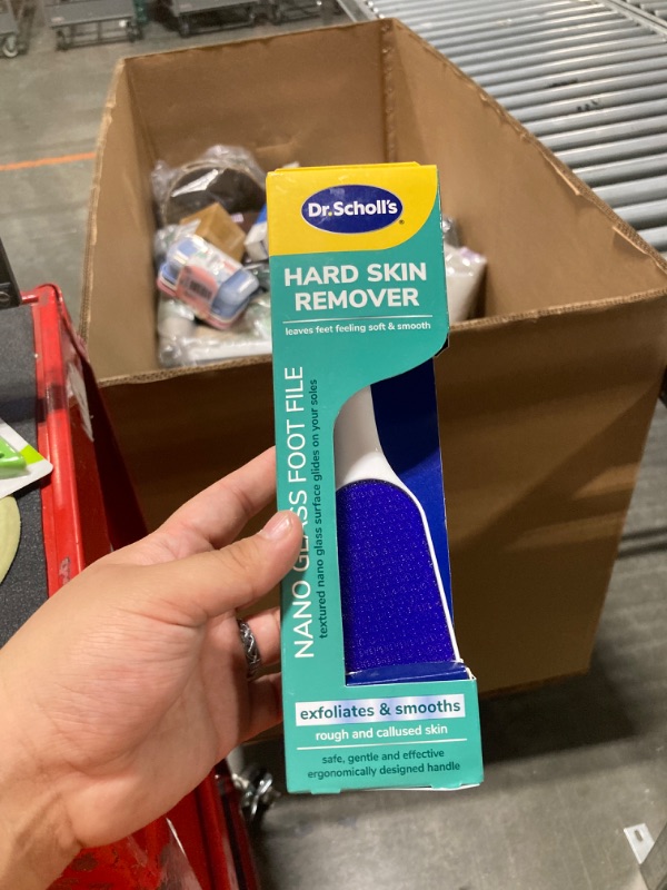 Photo 1 of ***USED****Dr. Scholl's Hard Skin Remover Nano Glass Foot File - Foot Callus Remover, Durable Foot Scrubber, Dead Skin Remover, Hygienic Pedicure Tool, Long Lasting Foot Buffer, Soft Smooth Feet