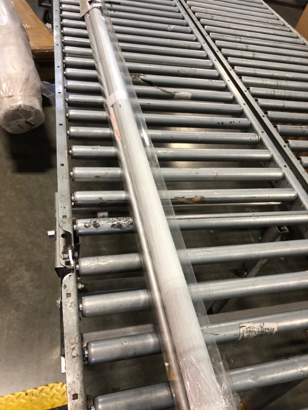 Photo 1 of ***BLACK OUT ROLLAR BLINDS 58X 72 CYAN GRY******