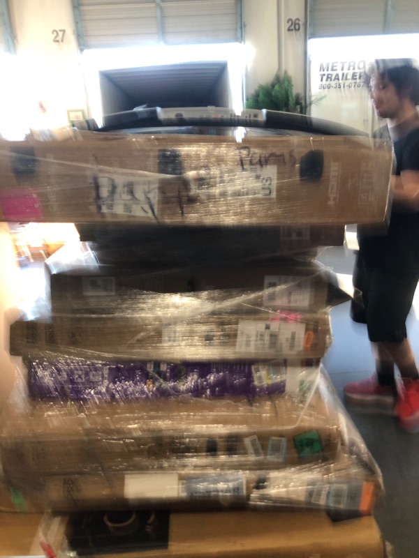 Photo 1 of ***12 NON WORKING TVS ****NO RETURNS*********SOLD FOR PARTS*******