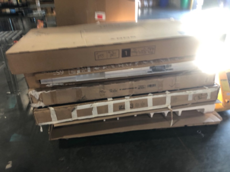 Photo 1 of ****5 TV ***SOLD FOR PARTS***NO RETURNS******NO RETURNS*****