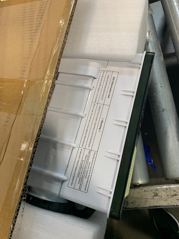 Photo 1 of ***DISPLAY SCREEN DOES NOT WORK*** 520555 Salt Water Pool Chlorinator System Compatible with Pentair IC40 Salt Chlorine Generator. Salt Chlorine Generator Systems up to 40000 gallons Swimming Pools EC-520555