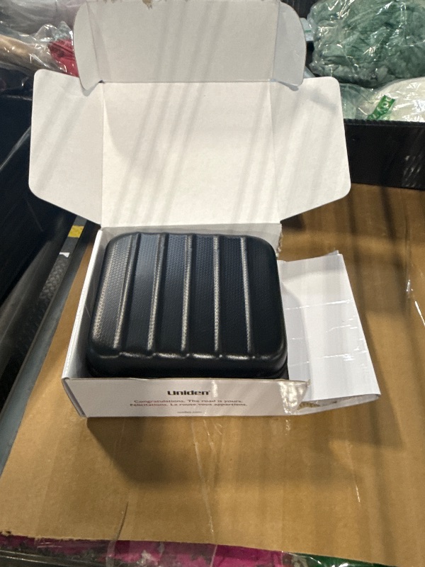 Photo 1 of **DOESNT WORK***
Uniden R7 Extreme Long Range Laser/Radar Detector, Built-in GPS, Real-Time Alerts, Dual-Antennas Front & Rear w/Directional Arrows, Voice Alerts, Red Light and Speed Camera Alerts