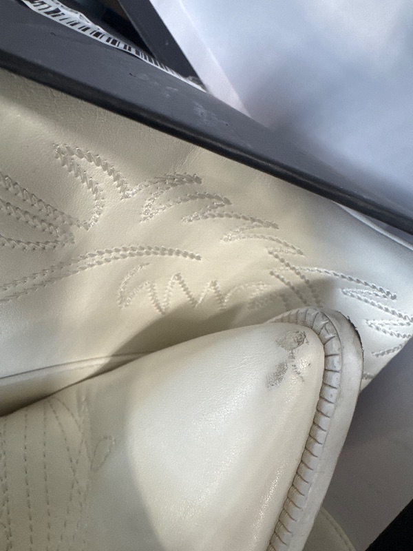 Photo 1 of ***NOT NEW****ISNOM White Cowgirl Boots for Womens White Cowboy Boots Knee High Western High Heel Wide Calf Cowboy Boot Womens Cowboy Tall Boot