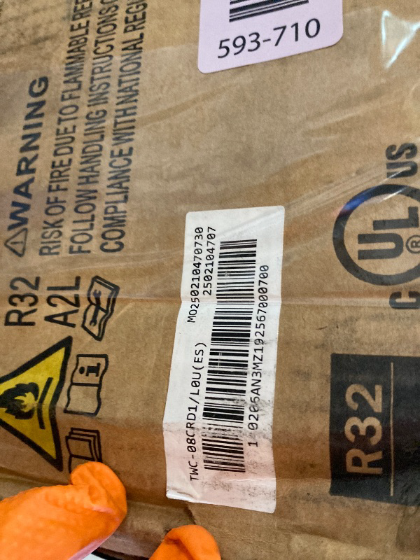 Photo 1 of **VERY USED ** PioneerWorks Mq7ai3KKb56YlVZpTEfYTQhX44v AEZ06LQQ1 Air Conditioner, White