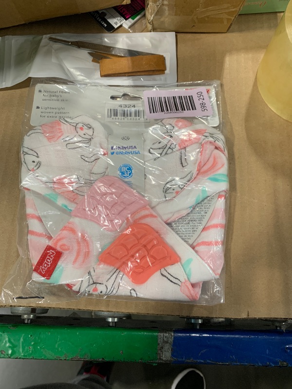 Photo 1 of ** ONLY 2**
Nuby 2Piece Muslin Bandana Bib with Teether, Colors May Vary, 2 Count (Pack of 1)