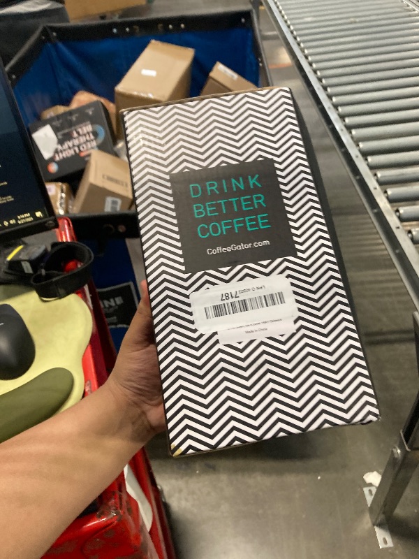 Photo 1 of ****USED NEEDS TO BE CLEANED******Coffee Gator 9 Cup Moka Pot, 15oz Stovetop Espresso Maker for Italian Coffee, Transparent Glass & Stainless Steel Design, Silver, 450ml