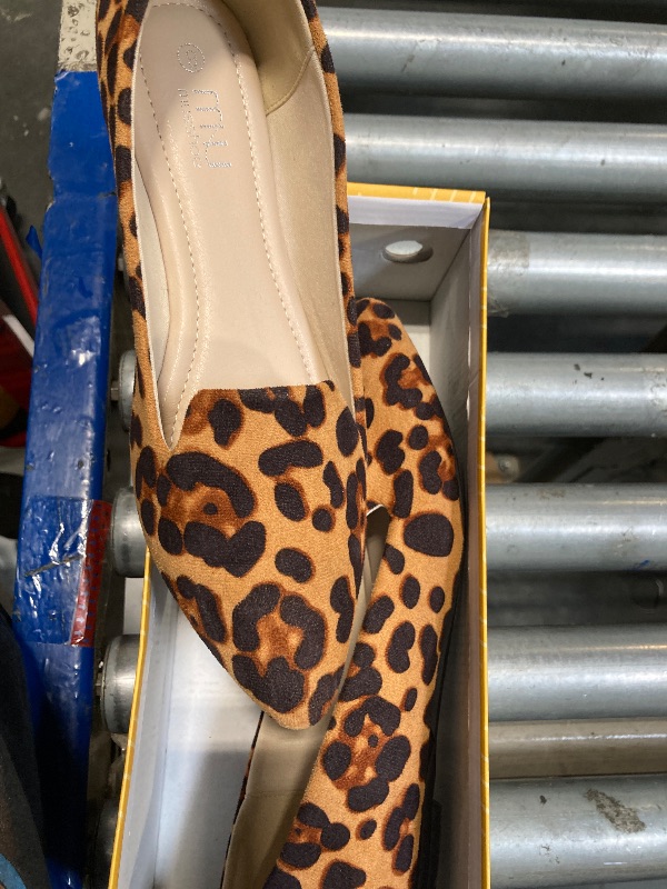 Photo 1 of **GENTLY USED**MUSSHOE Flat Shoes Women Pointed Toe Comfortable Women's Flats, Leopard Suede 9