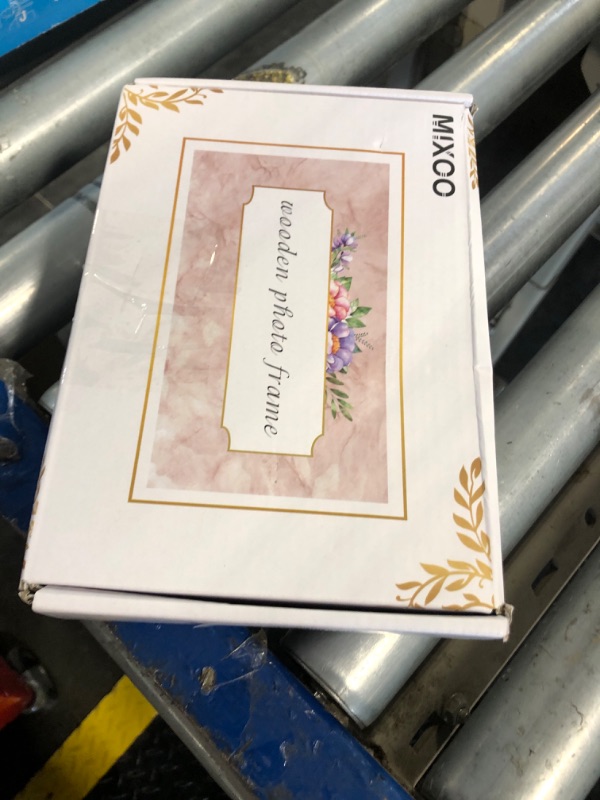 Photo 1 of ****only one frame**** Mixoo 4x6 Picture Frames 2 Pack - Rustic Vintage Wooden Picture Frames 4x6 L-shape Wood Double Side Acrylic Photo Frame Vertical & Horizontal Display for Table Top or Desktop