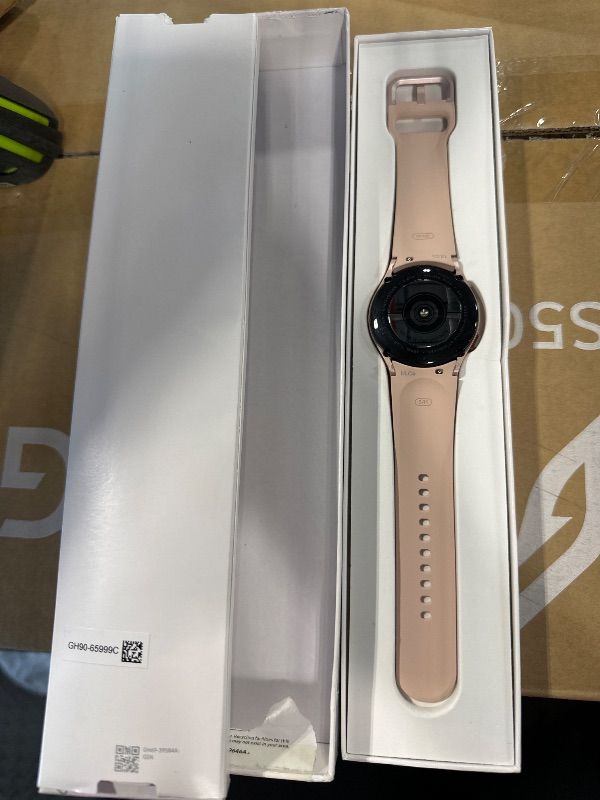 Photo 1 of **IT DOESN’TTURN ON** Samsung Galaxy Watch 4 40mm Bluetooth Smartwatch with ECG Heart Rate Monitor, Tracker for Health, Fitness, Running, Sleep Tracking, GPS Fall Detection, US Version, SM-R860NZDAXAA, Pink Gold