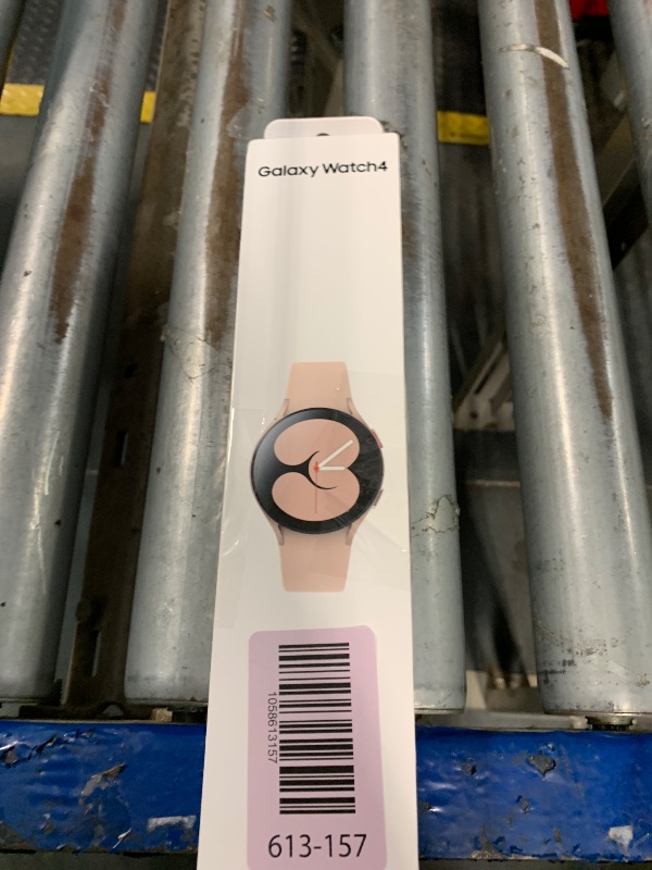 Photo 1 of **IT DOESN’TTURN ON** Samsung Galaxy Watch 4 40mm Bluetooth Smartwatch with ECG Heart Rate Monitor, Tracker for Health, Fitness, Running, Sleep Tracking, GPS Fall Detection, US Version, SM-R860NZDAXAA, Pink Gold