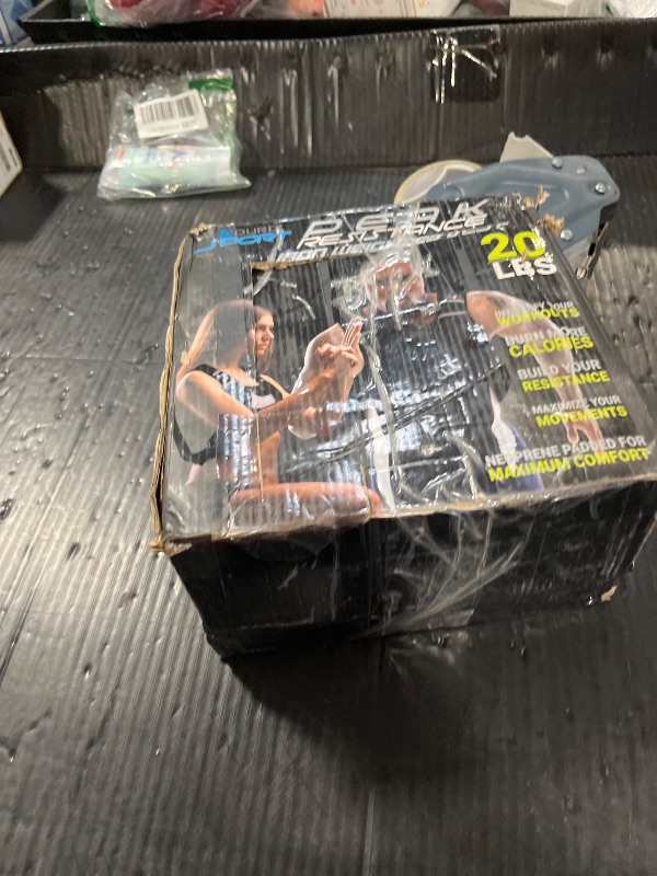 Photo 1 of "Aduro Sport Weighted Vest Workout Equipment, 4lbs/6lbs/12lbs/20lbs/25lbs Body Weight Vest for Men, Women, Kids (20 Pounds (9.07 KG))"