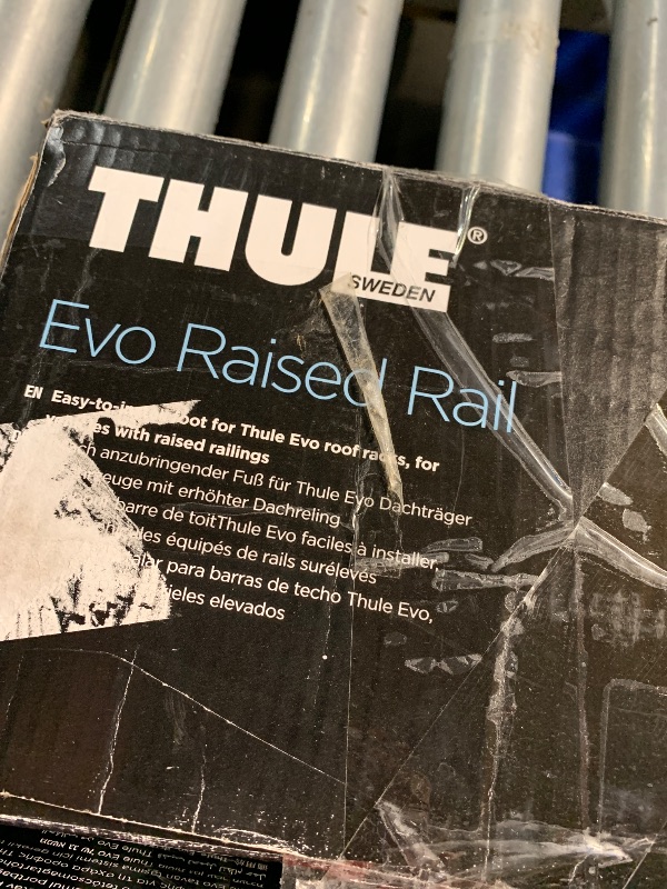 Photo 1 of (used)(please see all images) Thule evo raised rail wingbar evo 135 