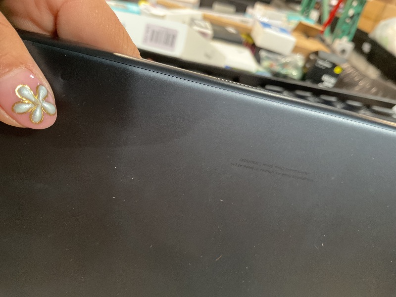 Photo 1 of *******************Locked to previous user--FINAL SALE**************
Apple 2025 MacBook Air 13-inch Laptop with M4 chip: Built for Apple Intelligence, 13.6-inch Liquid Retina Display, 16GB Unified Memory, 256GB SSD Storage, 12MP Center Stage Camera, Touch