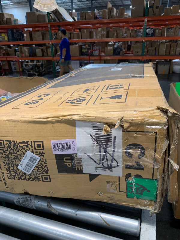 Photo 1 of ***(PARTS ONLY/ NON FUNCTIONAL/ MISSING HARDWARE)***Gyroshoes Electric Scooter with Seat for Adults, 550W Powerful Motor 20-Mile Range, Speed up to 18.6MPH, Ample Storage for Pets & Cargo, C1S-43G