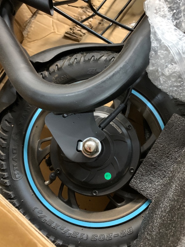 Photo 1 of (missing pieces) Gyroor C1 Plus Electric Scooter for Adults with Seat & Pet Basket - 30 Miles Range 650W Motor 48V 13.5Ah Battery 18.6MPH 14" 