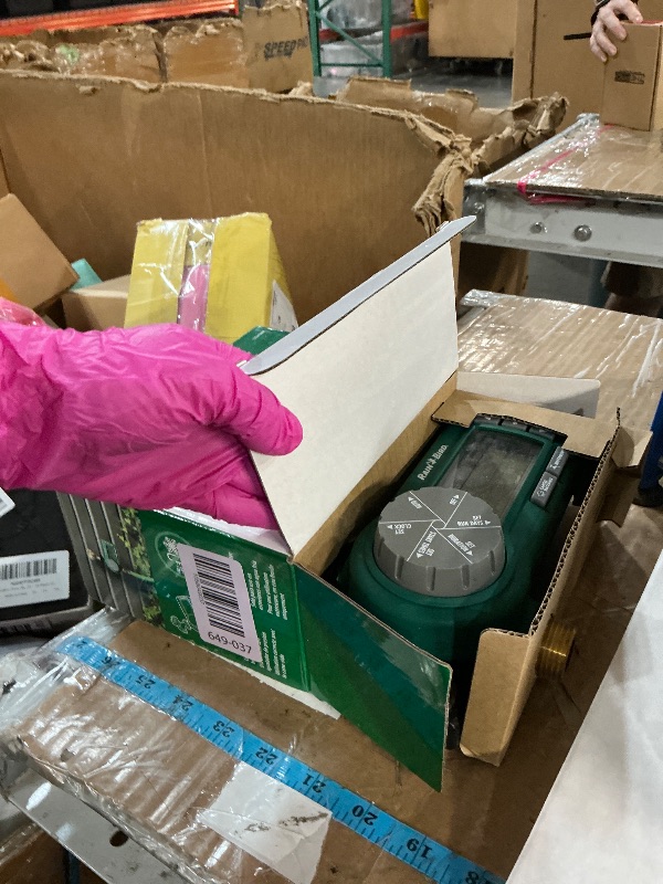 Photo 1 of ***Minor damage ****
Rain Bird 1ZEHTMRP Premium Professional Grade Electronic Digital Hose End Timer/Controller, One Zone/Station, Battery Operated, Brass Inlet/Outlet