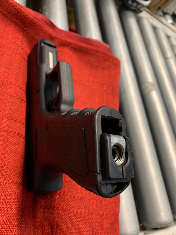 Photo 1 of (missing clip)(co2 leaks) Umarex Glock 19 Gen3 .177 Caliber BB Gun Air Pistol
