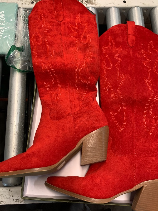 Photo 1 of (used) Cowgirl Boots Knee High Pointed Toe and Block Heel Suede Cowboy Boots for Women with Embroidered, Red Size 9