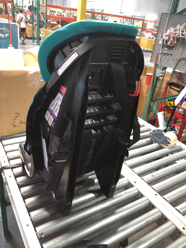 Photo 1 of ***INCOMPLETE - MISSING ARMREST***
Evenflo Chase Harnessed Booster, Jubilee , 18x18.5x29.5 Inch (Pack of 1)