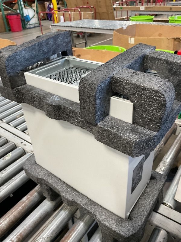 Photo 1 of **********FOR PARTS ONLY, NON-FUNCTIONAL, MISSING CABLES, FINAL SALE***************
Dell XPS 8960 Desktop - 14th Generation Intel Core i9-14900K Processor, 32GB DDR5 RAM, 2TB SSD, NVIDIA GeForce RTX 4070 12GB GDDR6X Graphics, Windows 11 Pro, Onsite & Migr