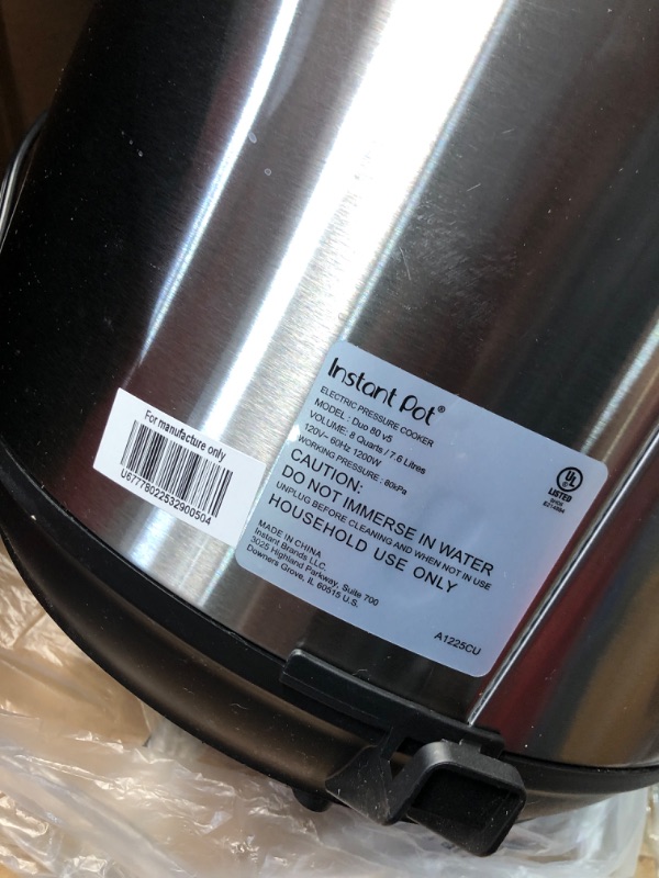 Photo 1 of (USED/FAIR) (POWER TESTED) Instant Pot Duo 7-in-1 Electric Pressure Cooker, Slow Cooker, Rice Cooker, Steamer, Sauté, Yogurt Maker, Warmer & Sterilizer, Includes App With Over 800 Recipes, Stainless Steel, 8 Quart