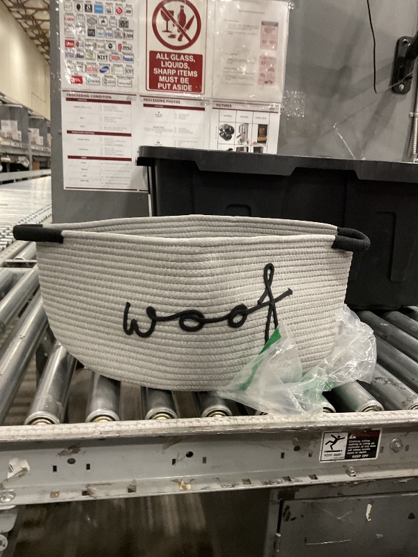 Photo 1 of *PHOTO FOR REFERENCE* WOOF KNITTED BASKET 
