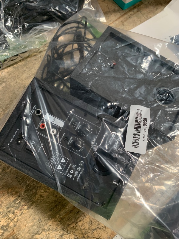 Photo 1 of  one speaker is damaged!!!
OHAYO 60W Computer Speakers for Music and Gaming, Active Bluetooth 5.3, Stereo 2.0 Speakers for Desktop PC or Laptop, 3.5mm Aux RCA Input, USB-Powered, 1 Pair, Black