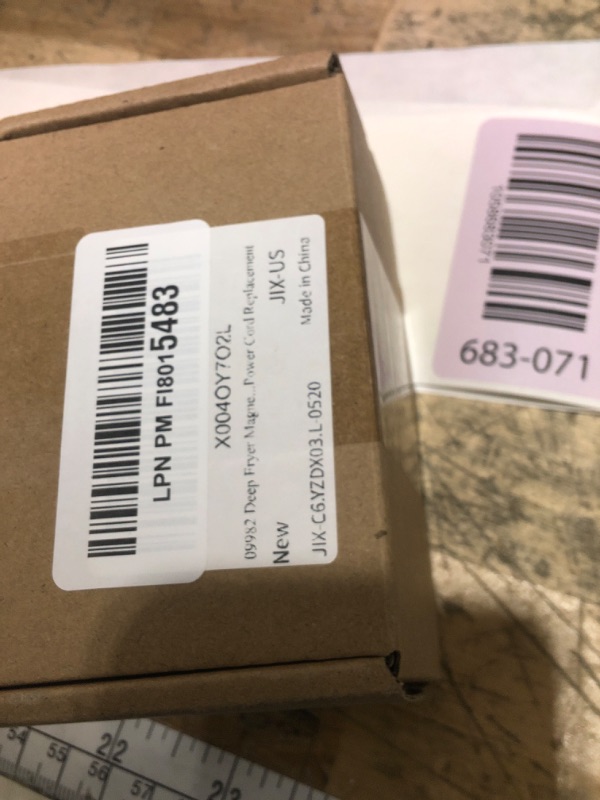 Photo 1 of 09982 Deep Fryer Magnetic Power Cord for Presto FryDaddy & Granpappy Electric Fryers - 120V, 15A Replacement Cord (Fits Part #9982 & #85691)