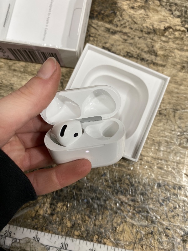 Photo 1 of **MISSING ONE HEADPHINE**Apple AirPods 4 Wireless Earbuds, Bluetooth Headphones, with Active Noise Cancellation, Adaptive Audio, Transparency Mode, Personalized Spatial Audio, USB-C Charging Case, Wireless Charging, H2 Chip
