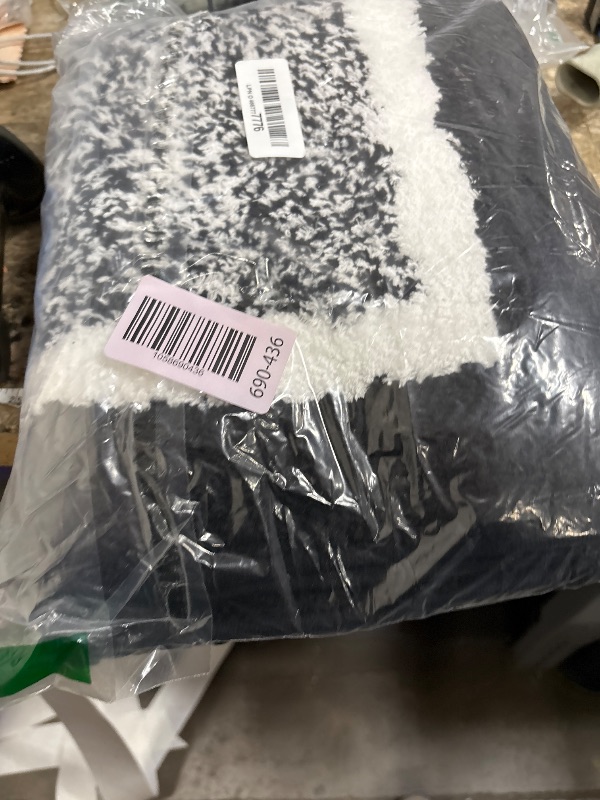 Photo 1 of ** PARTIAL SET ** Pauwer Bathroom Rug Sets 3-Piece Shower Rugs with U-Shaped Contour Toilet Mat Absorbent Microfiber Plush Bath Mats Non Slip Machine Washable Shaggy Bathroom Floor Mats, Black