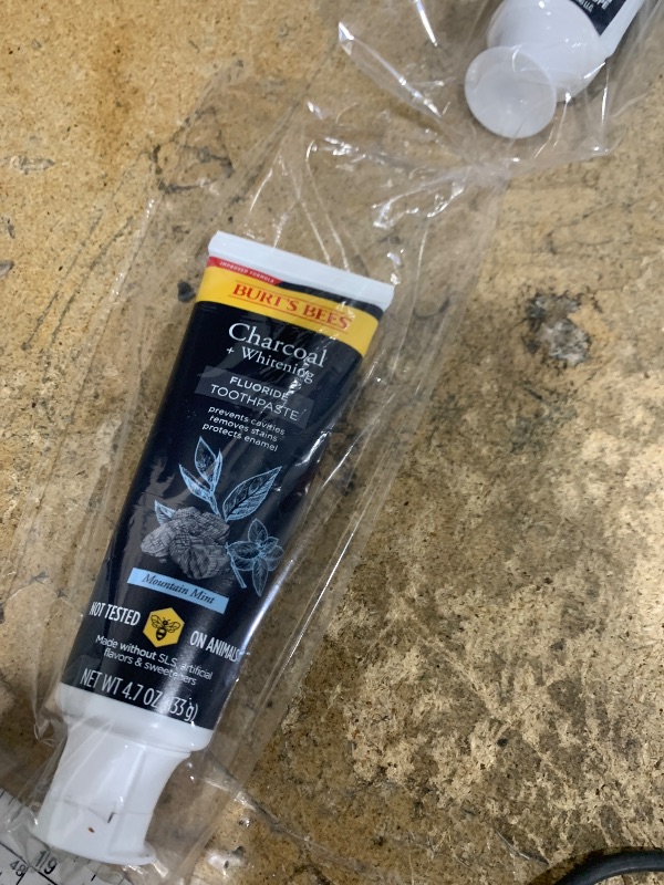 Photo 1 of *** HAS FLOURIDE***   Burt's Bees Toothpaste Charcoal + Hemp Seed Oil Flouride-Free 4.7 Ounce