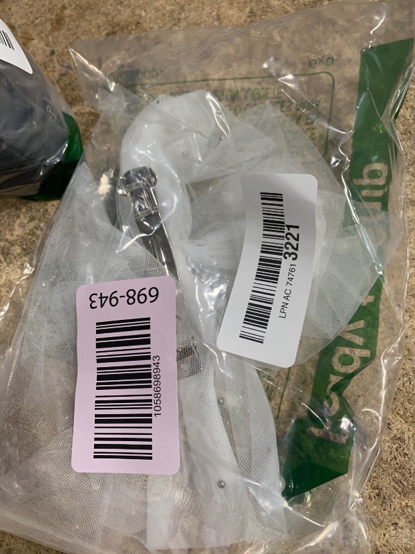 Photo 1 of 1 Pc White Hair Bow Short Veils for Brides Large Pearl Bow Hair Pins Wedding Veil with Barrette Bachelorette Party Accessories First Communion Veil Wedding Decoration Gift for Brides Women