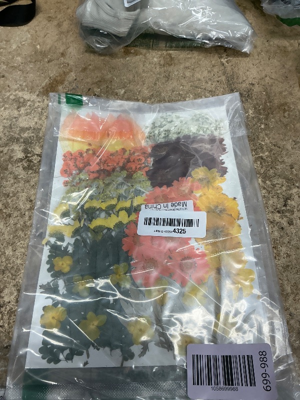 Photo 1 of 100 PCS Real Dried Pressed Flowers Leaves Natural Plant Herbarium for DIY Resin Mold Jewelry Making Craft (20 Styles)-Fall Yellow Orange