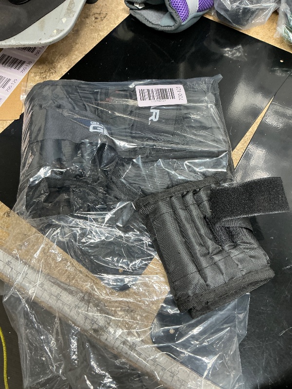 Photo 1 of *******************One wrist weight missing*************
Go Time Gear Adjustable Weights