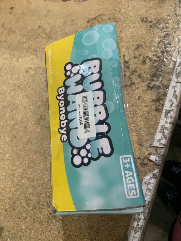 Photo 1 of 112 Pack Mini Wedding Bubble Wand (White Circle Style), Ideal Party Favors for Anniversaries, Celebration Supplies, Valentine’s Day, Pool Parties, Family Reunion, and Great Gift for Couple Boy Girl