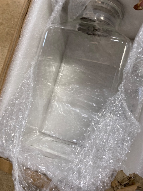 Photo 1 of 1 Gallon Square Glass Pitcher with Lid and Spout, Water Pitchers with Handle for Fridge, Borosilicate Glass Carafe for Hot/Cold Drink,Extra Large Jug for Iced Tea, Coffee,Juice,Beverage, Clear