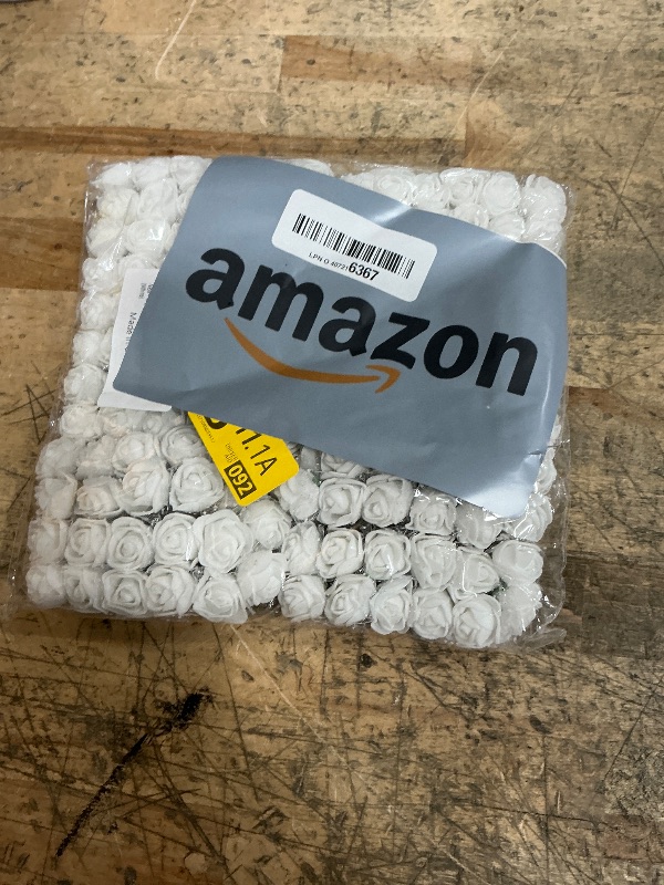 Photo 1 of 144pcs Mini Artificial Rose Flower Heads and Soft Stem,25mm PE Tiny Rose add Gauze for DIY Wedding Make Bridal Hair Clips,Cake Top,Wrist Corsage Boutonniere,Wreath Bracelet Flower (White)