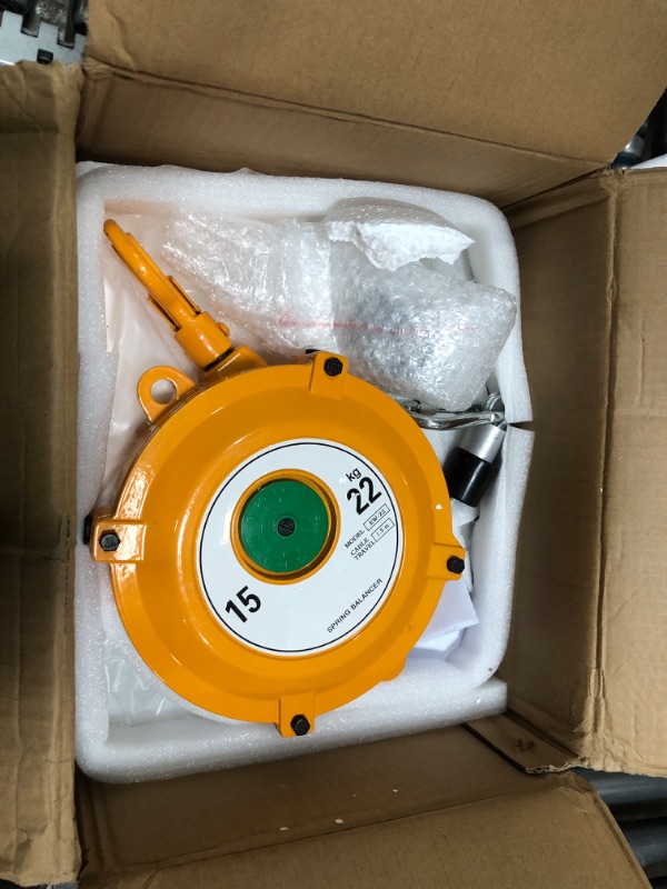Photo 1 of Spring Balancer 15~22kg(33~49lbs) Retractable Spring Tool Balancer Balancer Retractor 1.5m Wire Rope Hanging Holding Equipment