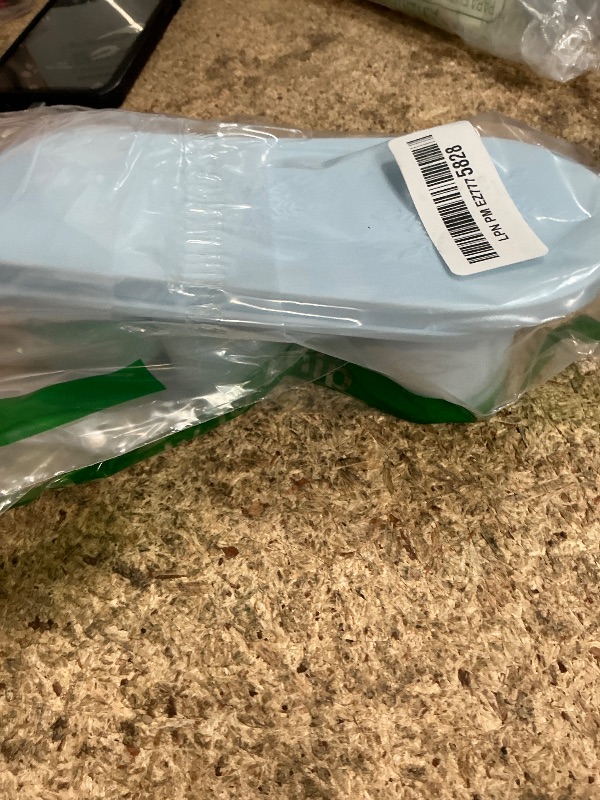 Photo 1 of Halloween Ice Cube Trays for Stanley Cup 20 30 40 OZ Heart Shape Silicone Ice Cube Tray with Lid, Stanley Cup Accessories Ice Molds for Owala Water Bottle Ice Maker Tumbler Ice Mold (Blue, 20-30 OZ)